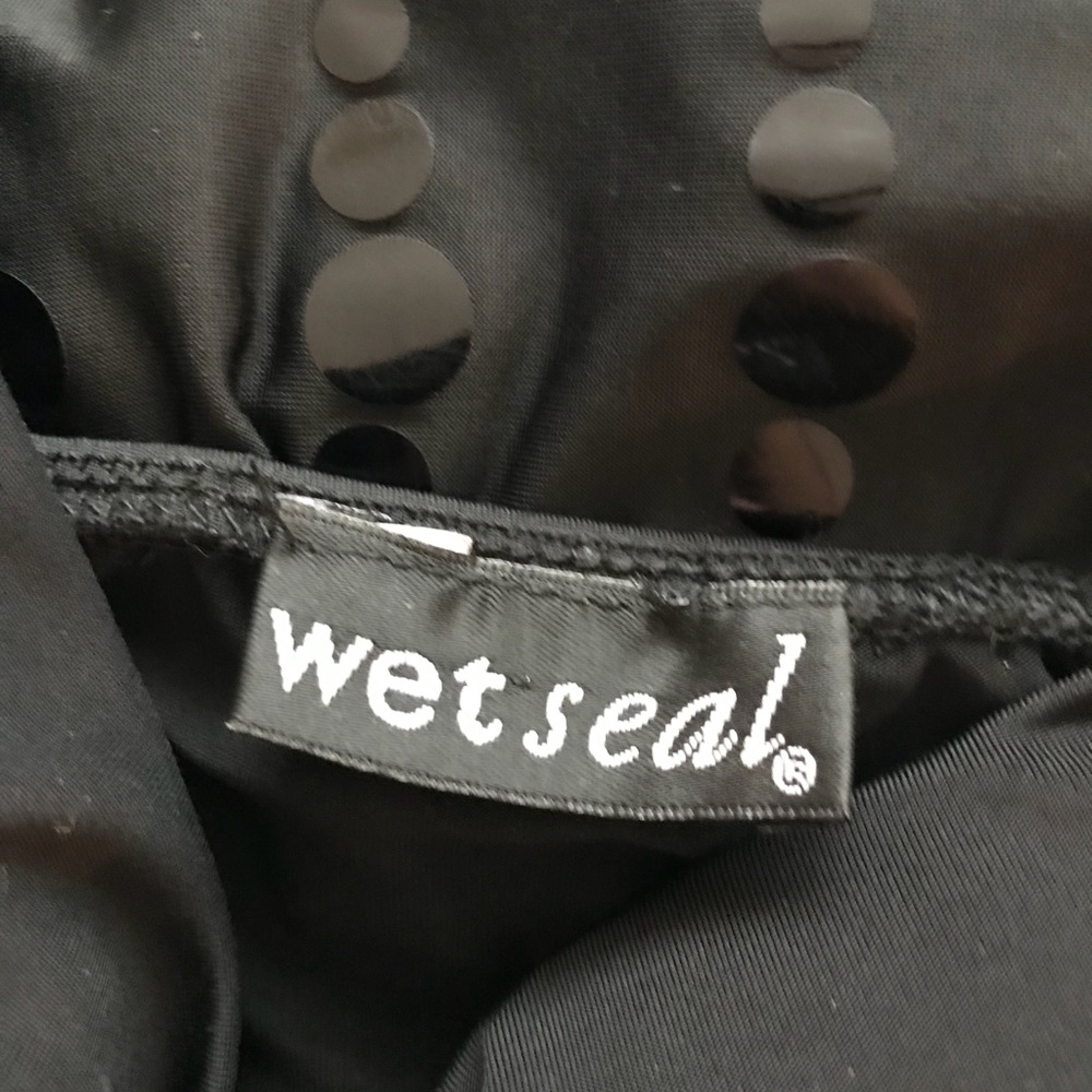 Dress - Picture 2 of 3